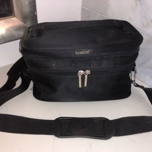 Basics soft makeup case w/strap